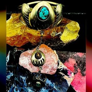 Old Vintage Native American Navajo Artist Sterling Silver Slave Cuff size 8 ring